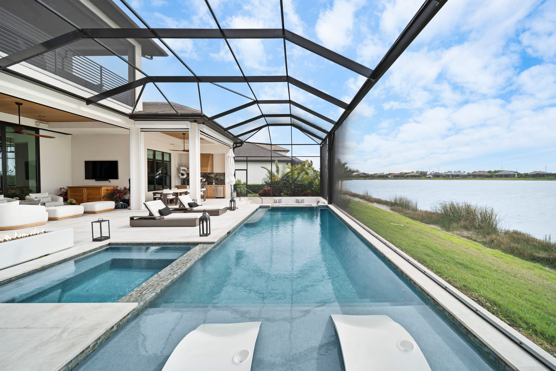 Vanishing edge pool by Swim Inc. - the design-build work Clearwater Beach homeowners receive
