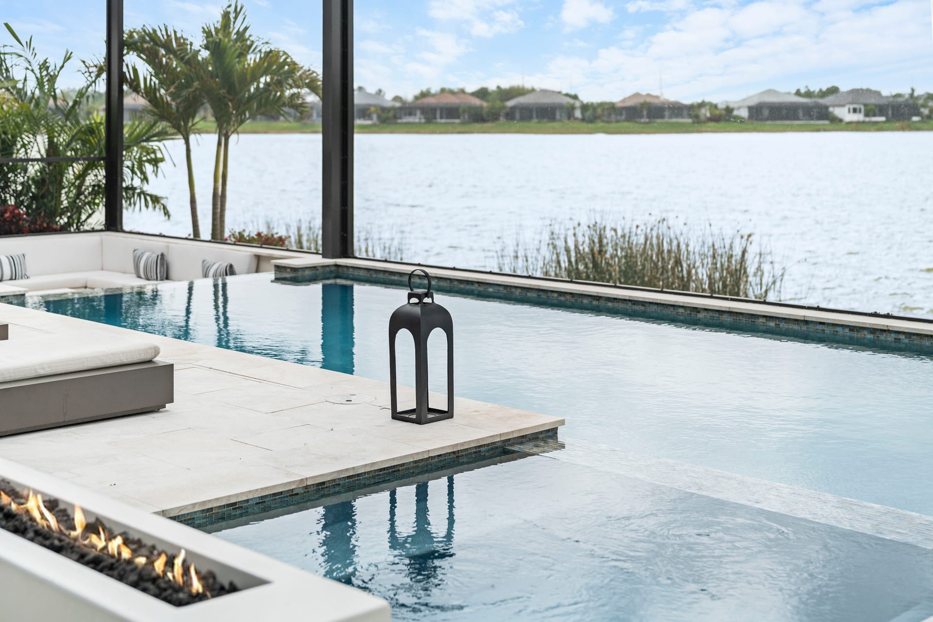 Lantern and lighting detail at the Lakewood Ranch vanishing edge pool, Swim Inc.